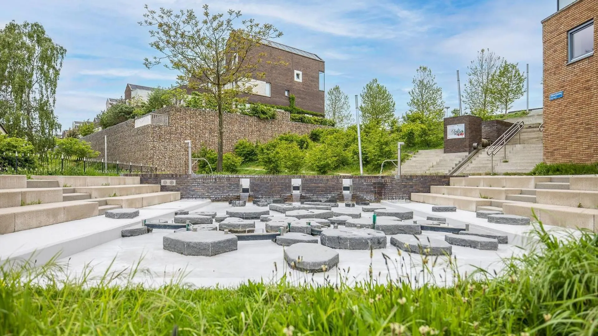 Feriehus Modern Home With Private Garden Utrecht
